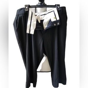 SOLD-Old Navy Cropped Pants